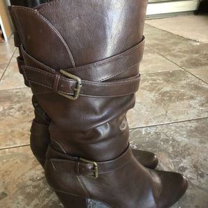 Kohl’s Brown Buckle Boots Size 8